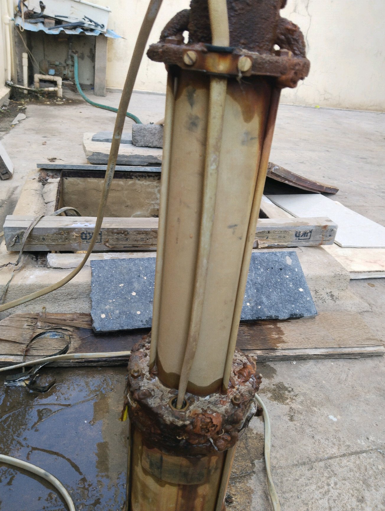 Work by Motor mechanic motor rewinding work